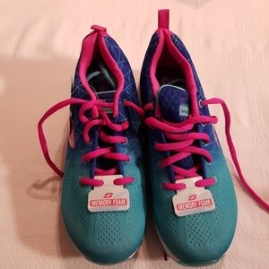 Skech Air by Skechers 2 sizes big girls